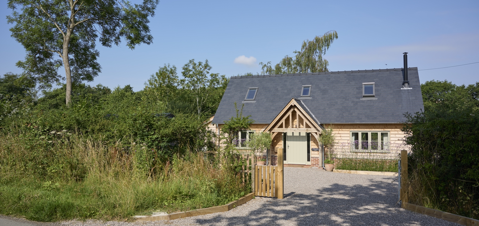 White Goose Barn Border Oak